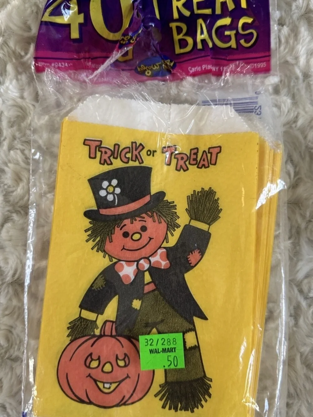 Halloween party supplies VTG Table Cover 29 Treat Bags Wilton 30 Lollipop Sticks